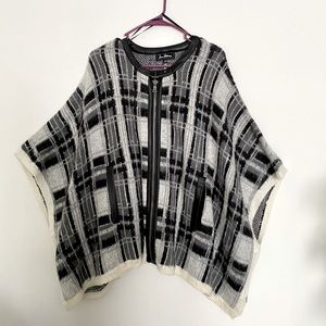 Sam Edelman Size Small Wool Blend Poncho
